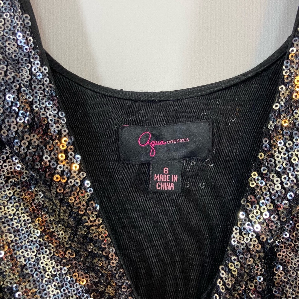 Aqua Brand, Metallic Sequin Club Mini Dress, Size 6 - Picture 6 of 7